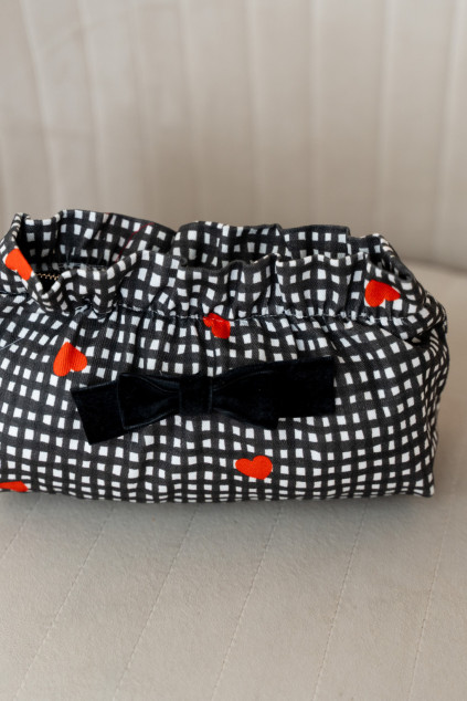 ARINA CHECKERED HEART POUCH